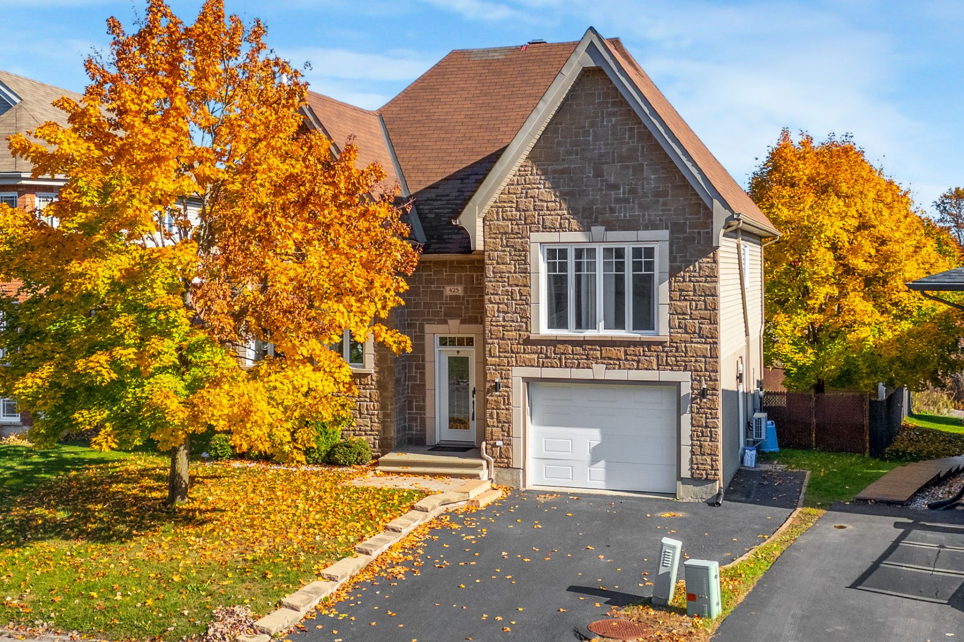 425 Rue de Ste-Maxime