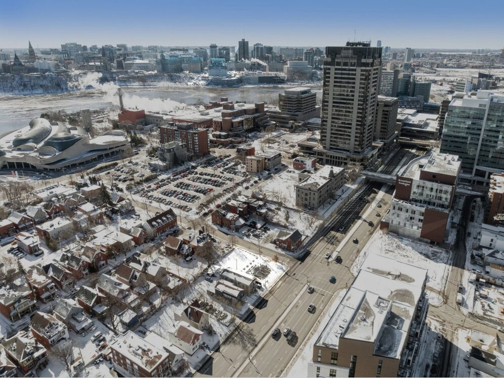 225 Rue Papineau 